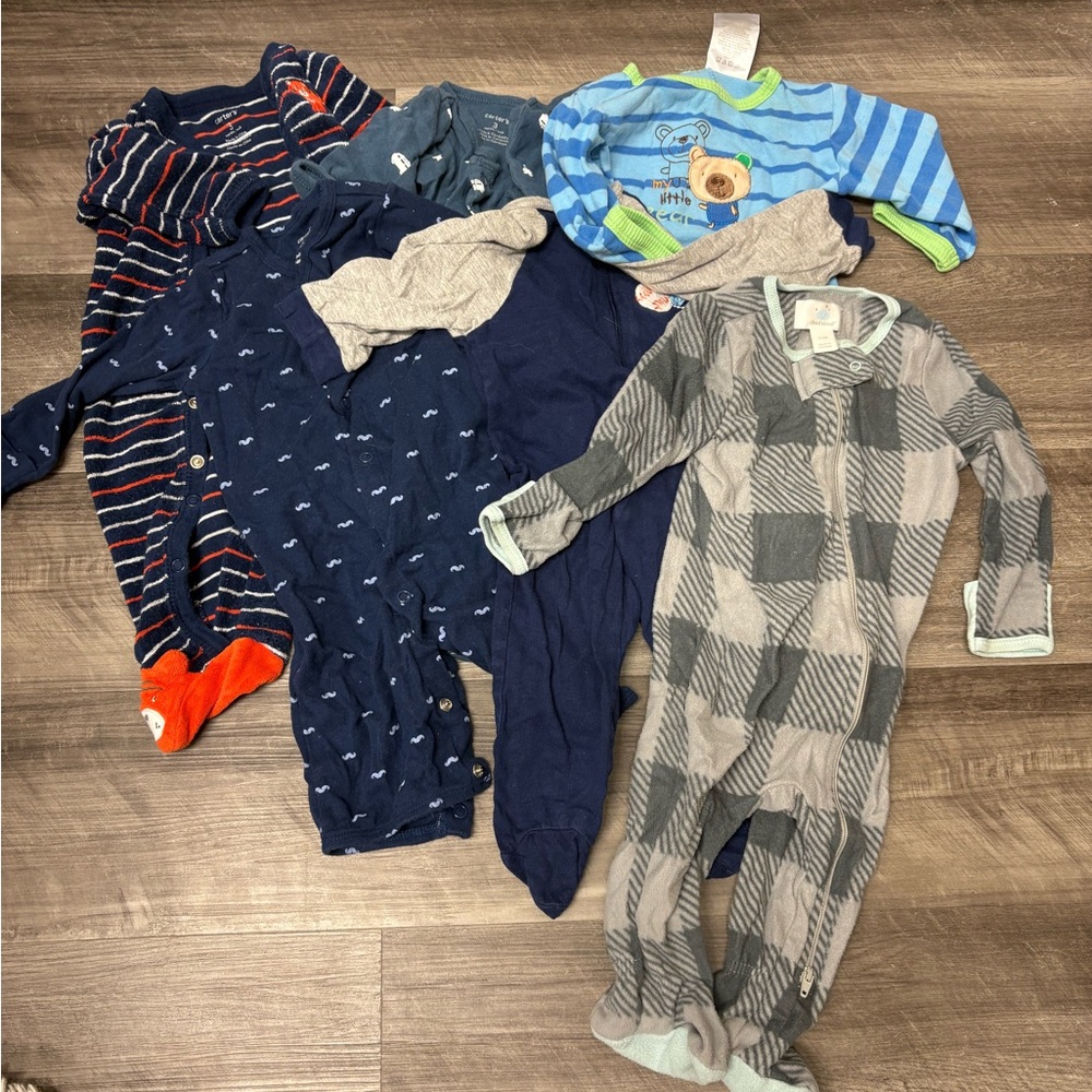 SIX baby boy sleepers- size 3-6 months